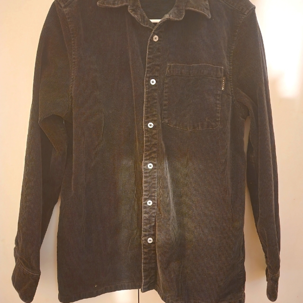 Men's med RUSTY corduroy button up